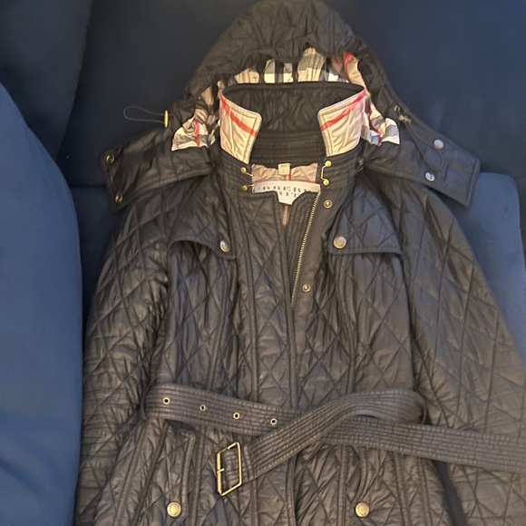 Burberry Brit Finsbridge Quilted Coat - Picture 2 of 6